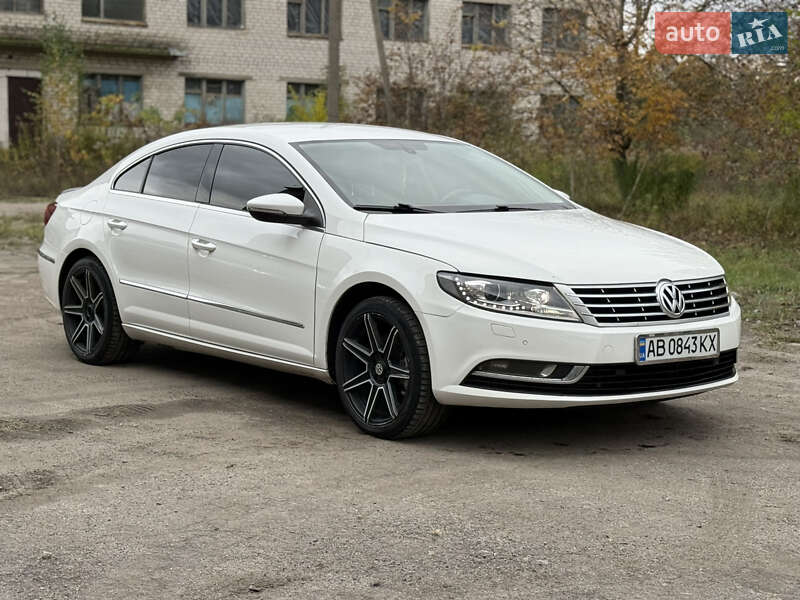 Купе Volkswagen CC / Passat CC 2013 в Радомышле