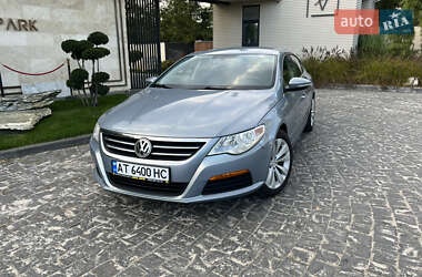 Купе Volkswagen CC / Passat CC 2010 в Львові
