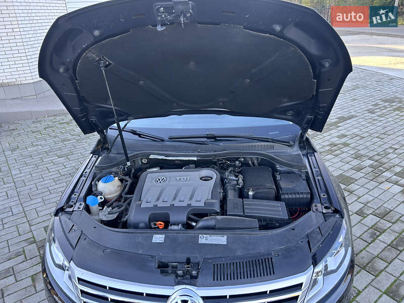 Купе Volkswagen CC / Passat CC 2012 в Смеле