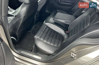 Купе Volkswagen CC / Passat CC 2010 в 