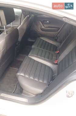Купе Volkswagen CC / Passat CC 2014 в 
