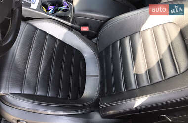 Купе Volkswagen CC / Passat CC 2011 в 