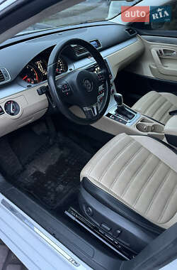 Купе Volkswagen CC / Passat CC 2012 в 