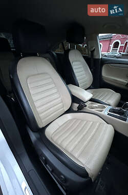Купе Volkswagen CC / Passat CC 2012 в 