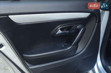 Купе Volkswagen CC / Passat CC 2014 в 