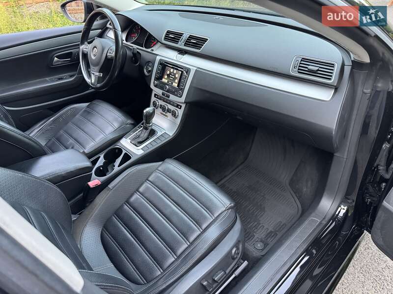 Купе Volkswagen CC / Passat CC 2013 в Києві
