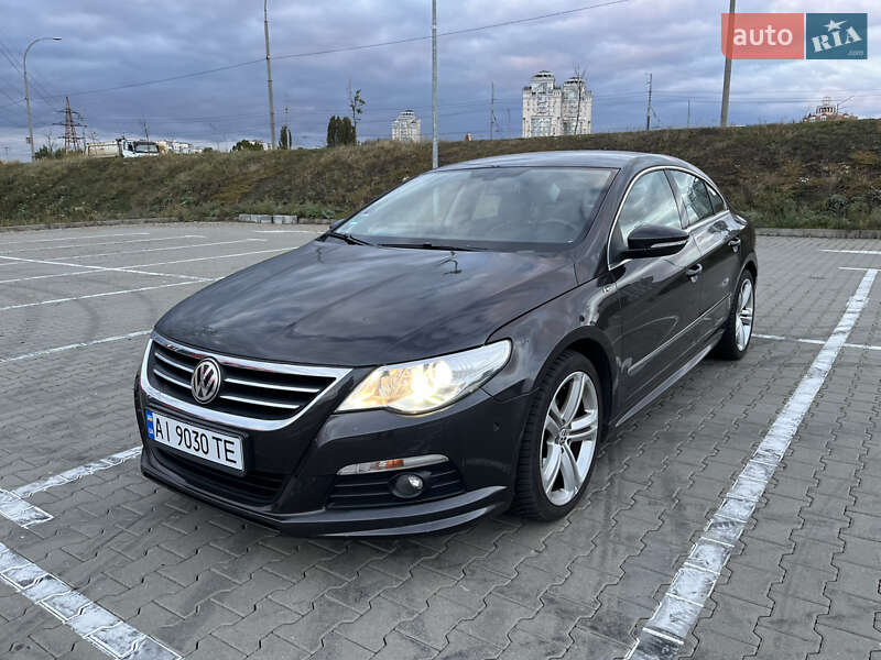 Купе Volkswagen CC / Passat CC 2011 в Киеве