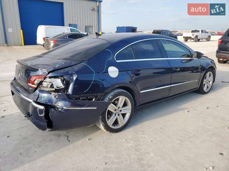 Купе Volkswagen CC / Passat CC 2014 в Львове