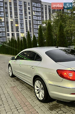 Купе Volkswagen CC / Passat CC 2010 в 