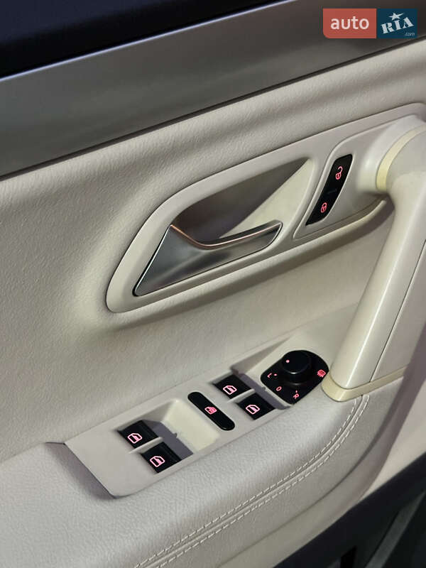 Купе Volkswagen CC / Passat CC 2010 в Ивано-Франковске фото 17 Купе Volkswagen CC / Passat CC 2010 в Ивано-Франковске