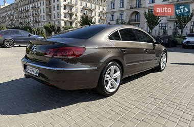 Купе Volkswagen CC / Passat CC 2012 в 