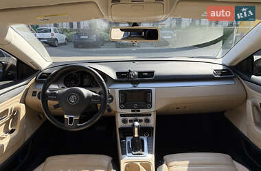 Купе Volkswagen CC / Passat CC 2012 в 