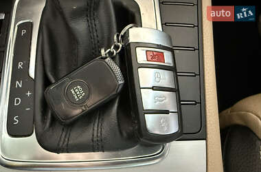 Купе Volkswagen CC / Passat CC 2012 в 