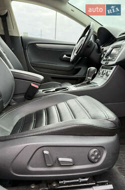 Купе Volkswagen CC / Passat CC 2014 в 
