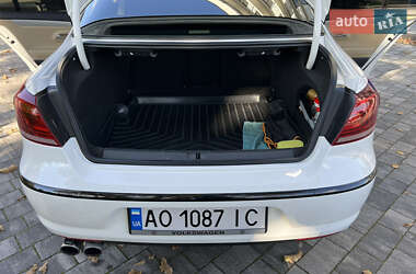 Купе Volkswagen CC / Passat CC 2014 в 