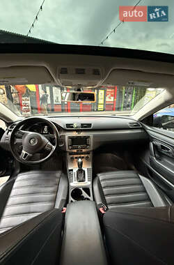 Купе Volkswagen CC / Passat CC 2013 в 