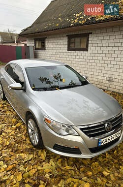 Купе Volkswagen CC / Passat CC 2011 в 