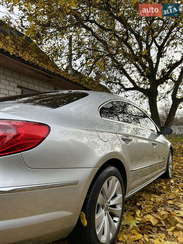 Купе Volkswagen CC / Passat CC 2011 в Фастові