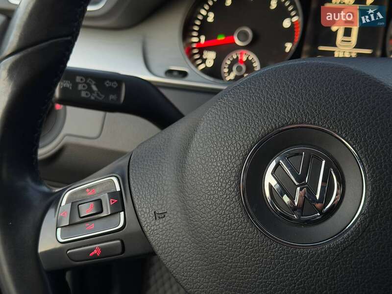 Купе Volkswagen CC / Passat CC 2012 в Харькове