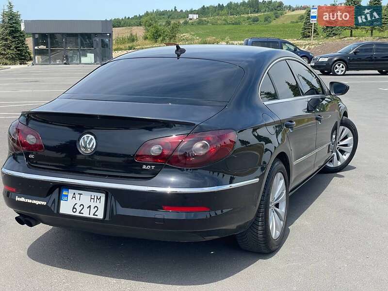 Купе Volkswagen CC / Passat CC 2009 в Надворной