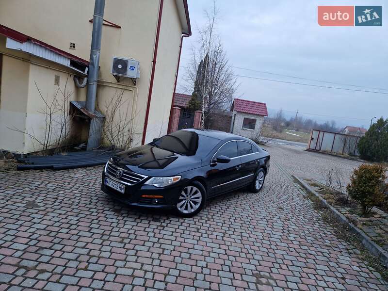 Купе Volkswagen CC / Passat CC 2009 в Надворной