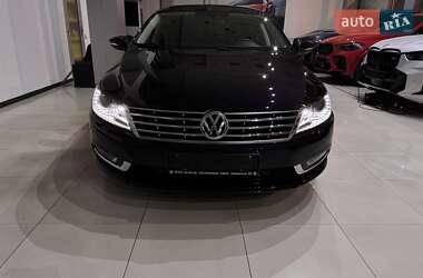 Купе Volkswagen CC / Passat CC 2015 в 