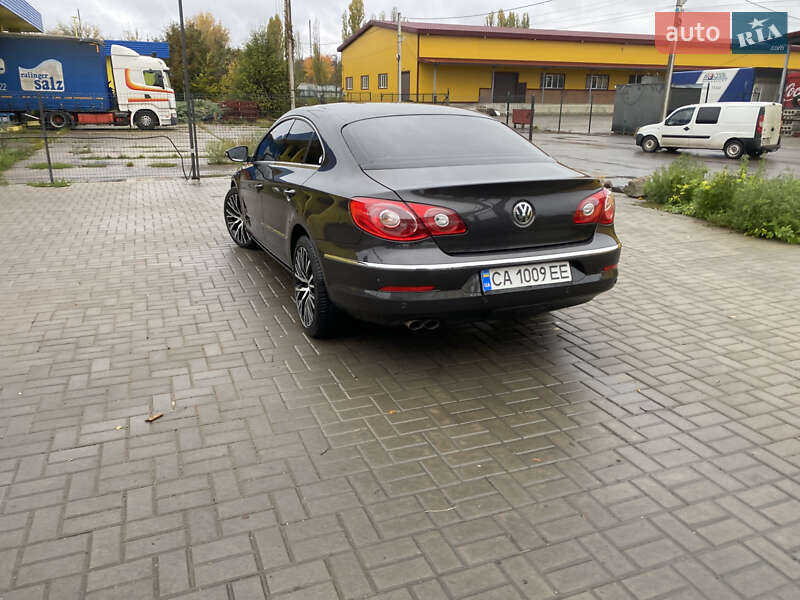 Купе Volkswagen CC / Passat CC 2008 в Умані