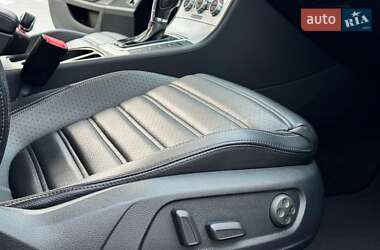 Купе Volkswagen CC / Passat CC 2014 в 