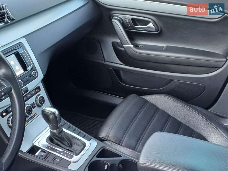 Купе Volkswagen CC / Passat CC 2013 в Рівному фото 29 Купе Volkswagen CC / Passat CC 2013 в Рівному
