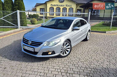 Купе Volkswagen CC / Passat CC 2009 в Львове