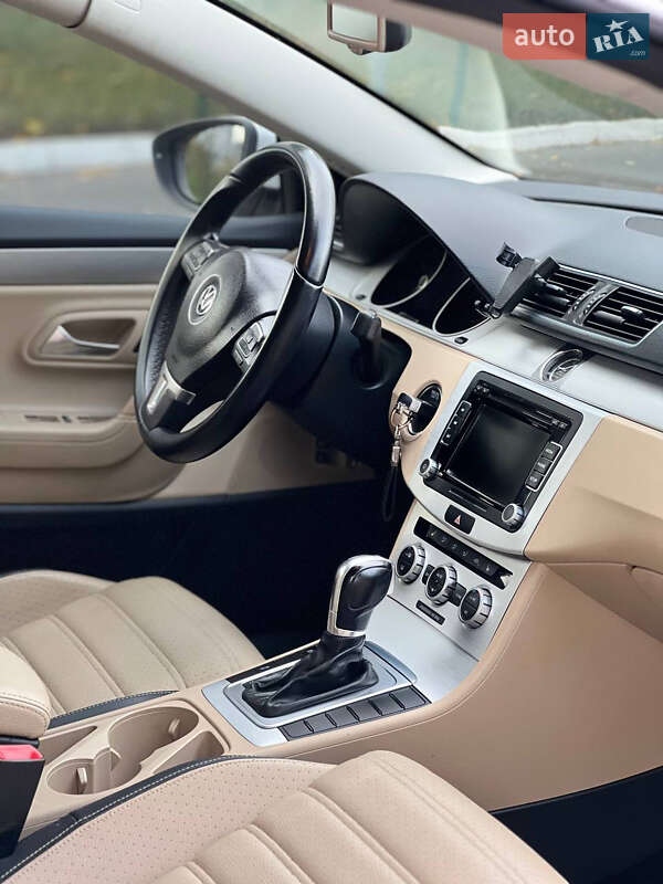 Купе Volkswagen CC / Passat CC 2013 в Києві фото 37 Купе Volkswagen CC / Passat CC 2013 в Києві