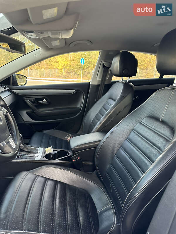 Купе Volkswagen CC / Passat CC 2012 в Запорожье