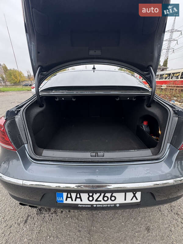 Купе Volkswagen CC / Passat CC 2012 в Києві фото 28 Купе Volkswagen CC / Passat CC 2012 в Києві