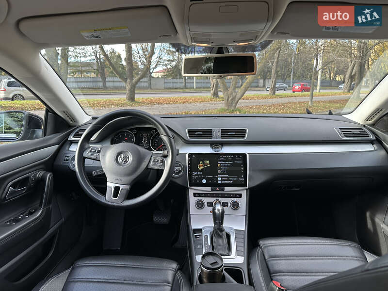 Купе Volkswagen CC / Passat CC 2013 в Львові