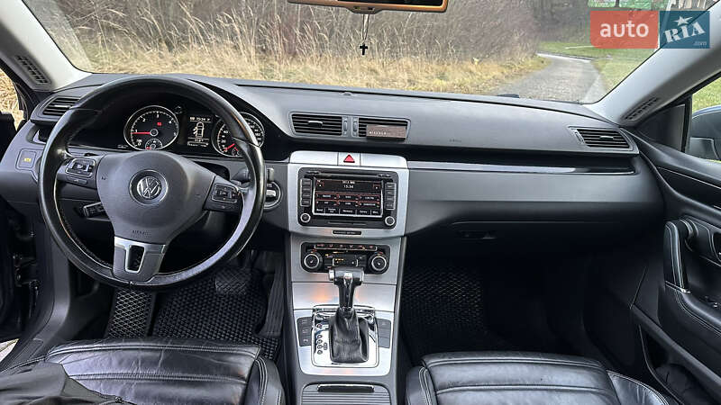 Купе Volkswagen CC / Passat CC 2010 в Львове