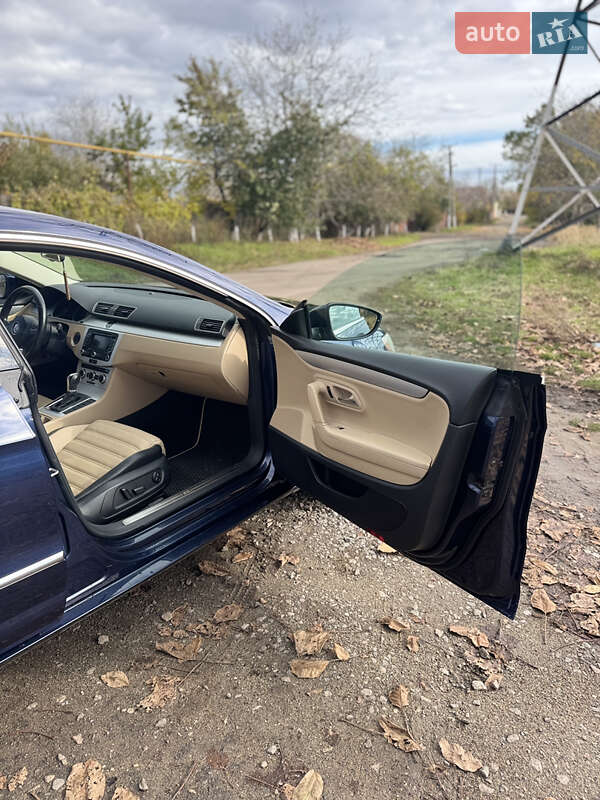 Купе Volkswagen CC / Passat CC 2013 в Подольске
