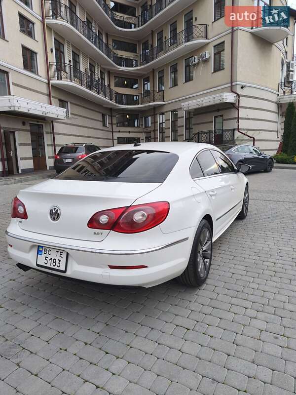 Купе Volkswagen CC / Passat CC 2011 в Шептицькому