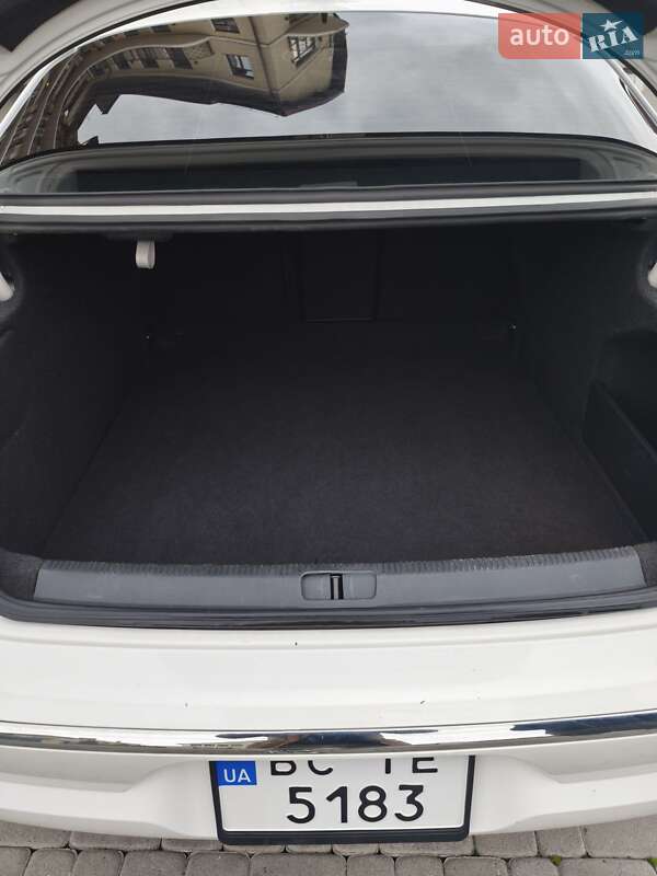 Купе Volkswagen CC / Passat CC 2011 в Шептицькому