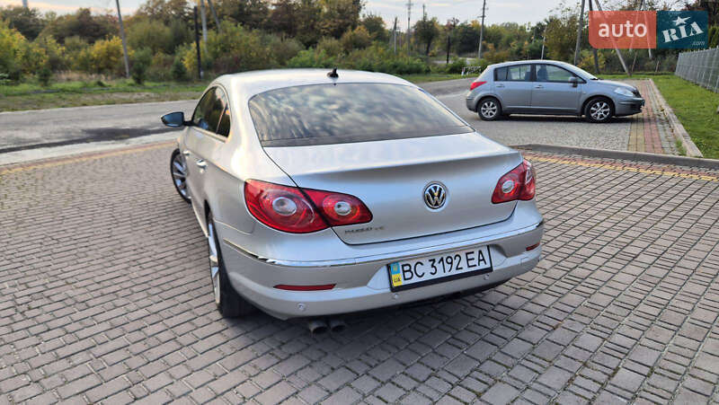 Купе Volkswagen CC / Passat CC 2009 в Львові