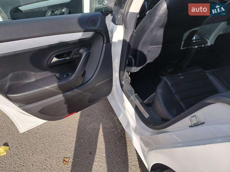 Купе Volkswagen CC / Passat CC 2013 в Умані фото 25 Купе Volkswagen CC / Passat CC 2013 в Умані