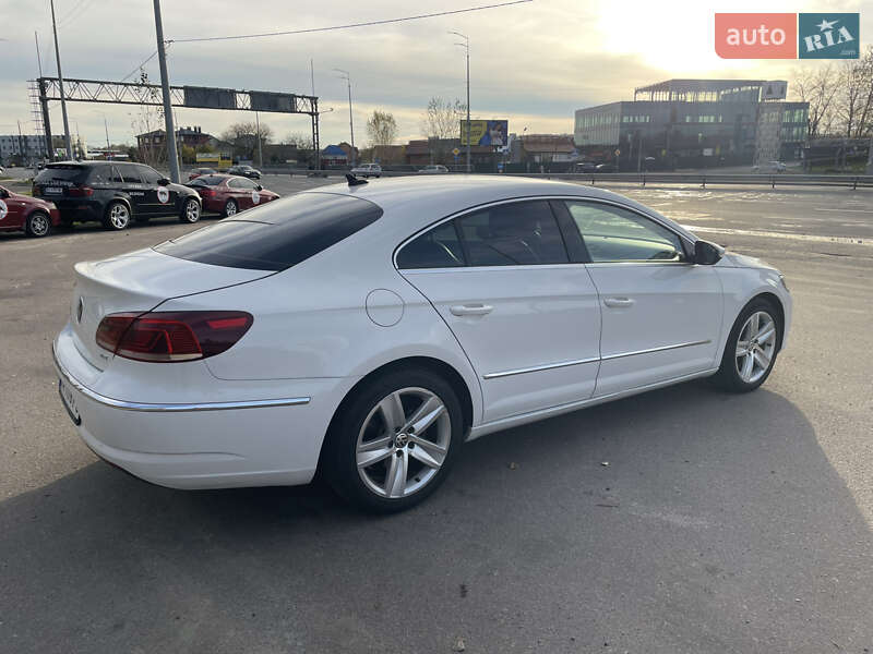 Купе Volkswagen CC / Passat CC 2014 в Киеве