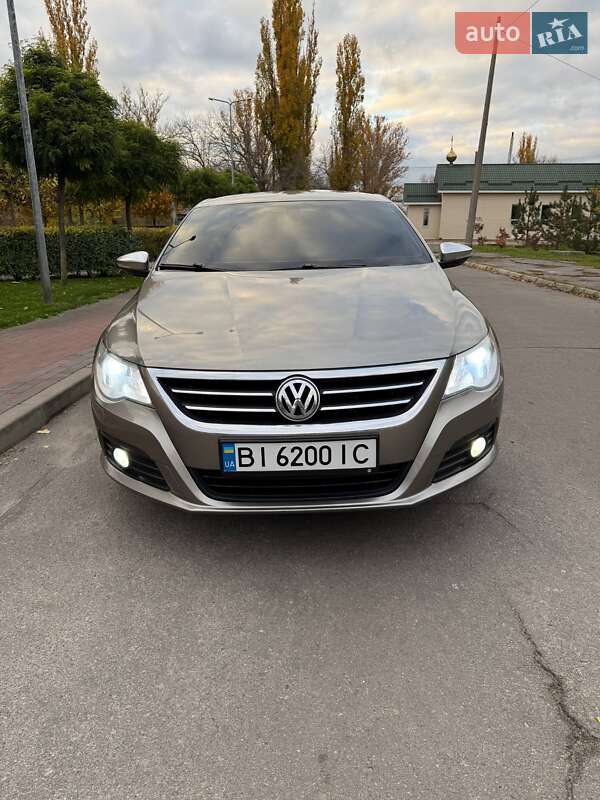 Купе Volkswagen CC / Passat CC 2009 в Кременчуге