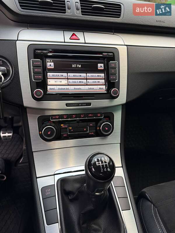 Купе Volkswagen CC / Passat CC 2009 в Кременчуге