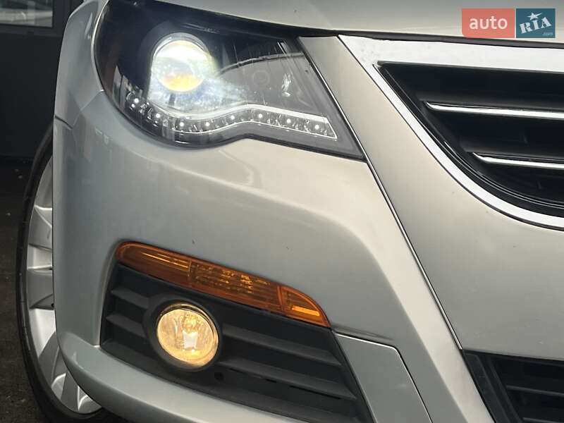 Купе Volkswagen CC / Passat CC 2011 в Вінниці