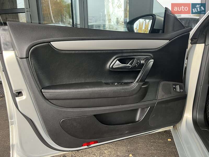 Купе Volkswagen CC / Passat CC 2011 в Вінниці