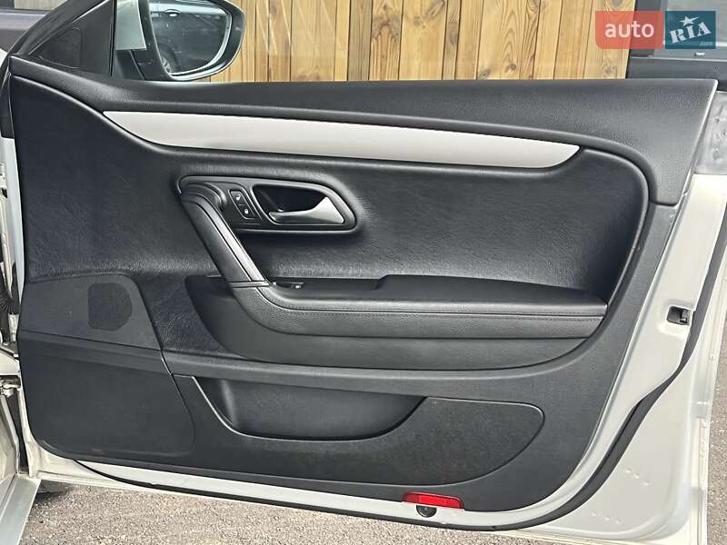 Купе Volkswagen CC / Passat CC 2011 в Вінниці