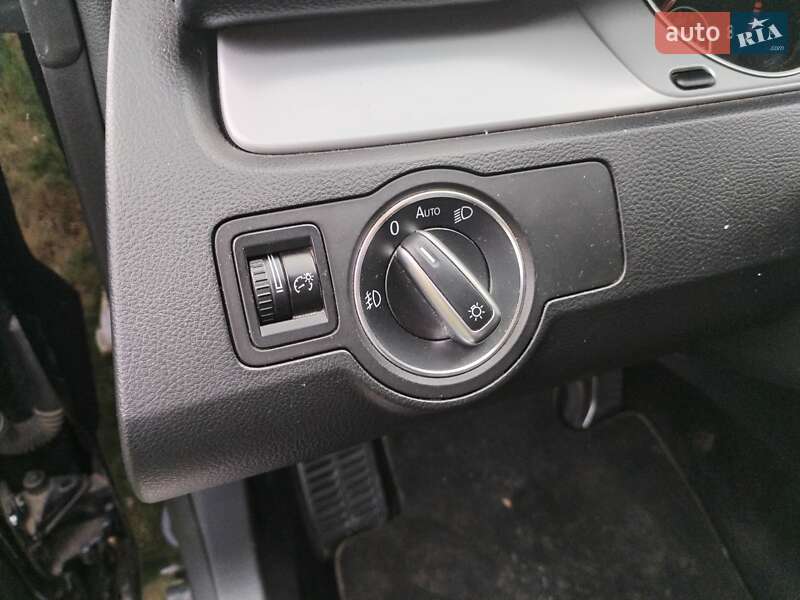 Купе Volkswagen CC / Passat CC 2011 в Полтаве