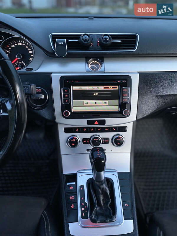 Купе Volkswagen CC / Passat CC 2012 в Хмельницком
