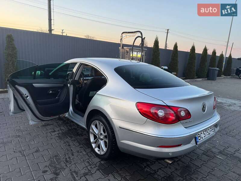 Купе Volkswagen CC / Passat CC 2009 в Радехове фото 16 Купе Volkswagen CC / Passat CC 2009 в Радехове