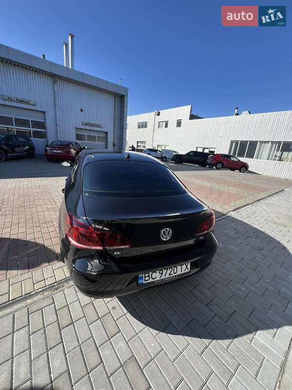 Купе Volkswagen CC / Passat CC 2015 в Львове